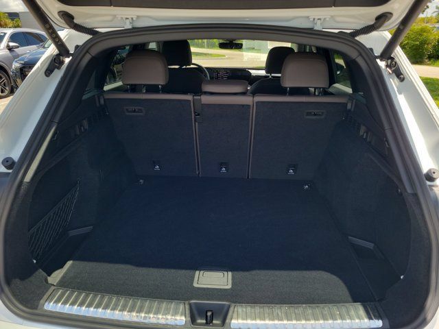 Certified 2025 Audi Q5 Premium w/ Convenience Package AWD/4WD image 8