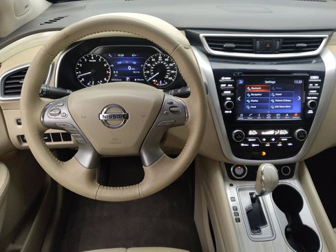 Used 2016 Nissan Murano Platinum w/ Platinum Technology Package FWD image 22