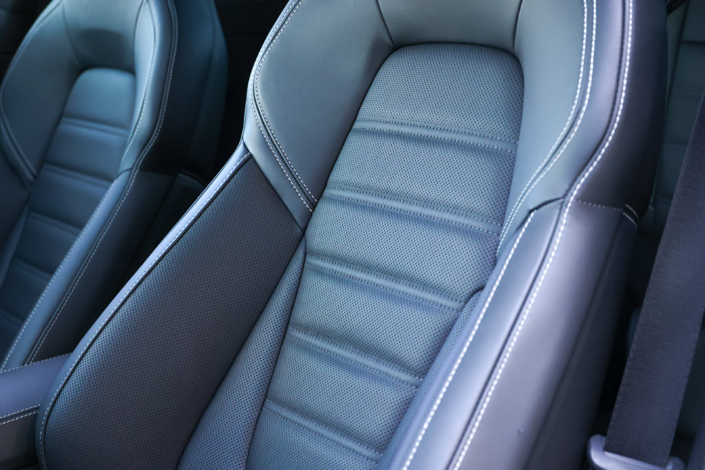 Certified 2026 Porsche 911 Carrera GTS RWD image 42