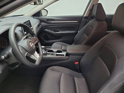 Used 2023 Nissan Altima 2.5 SV FWD image 17