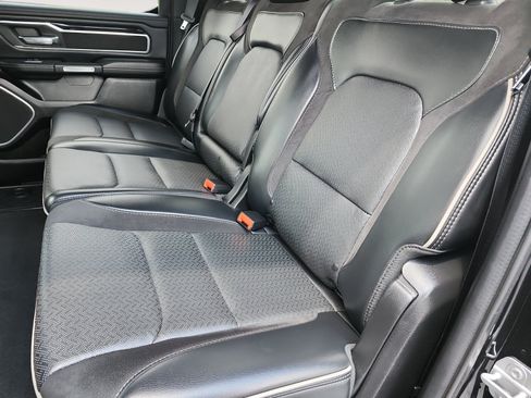 Used 2019 RAM 1500 Laramie AWD/4WD image 13