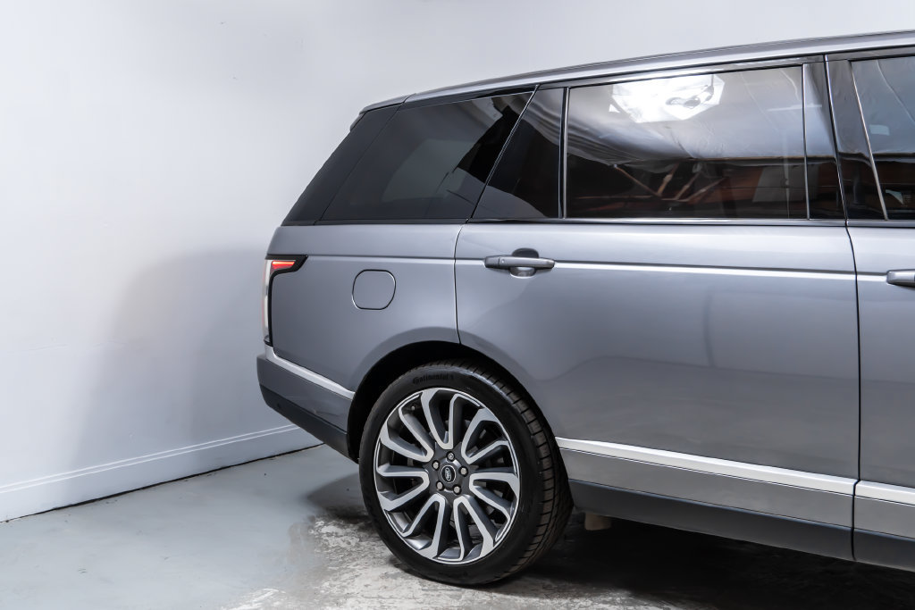 Used 2020 Land Rover Range Rover Long Wheelbase HSE AWD/4WD image 11