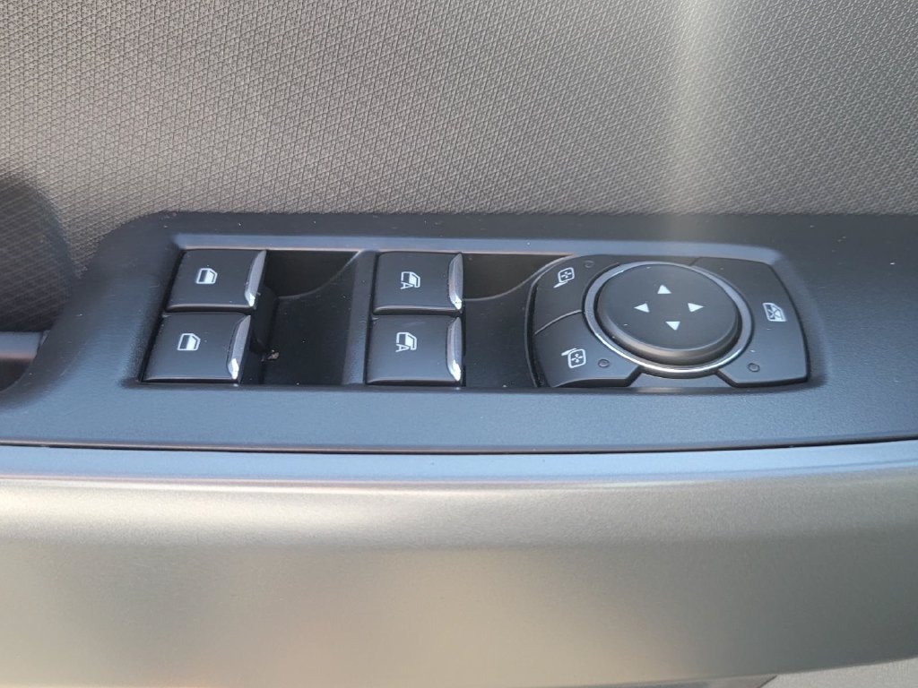 Used 2023 Ford F150 XLT AWD/4WD image 32
