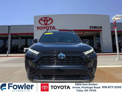Used 2024 Toyota RAV4 SE AWD/4WD image 9