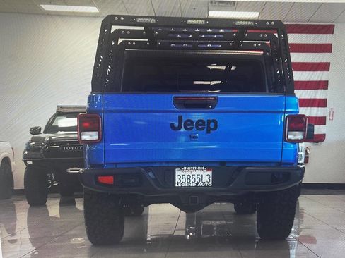 Used 2022 Jeep Gladiator Sport AWD/4WD image 27