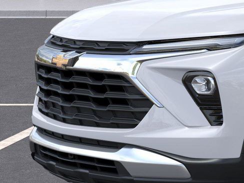 New 2026 Chevrolet TrailBlazer LT FWD image 13