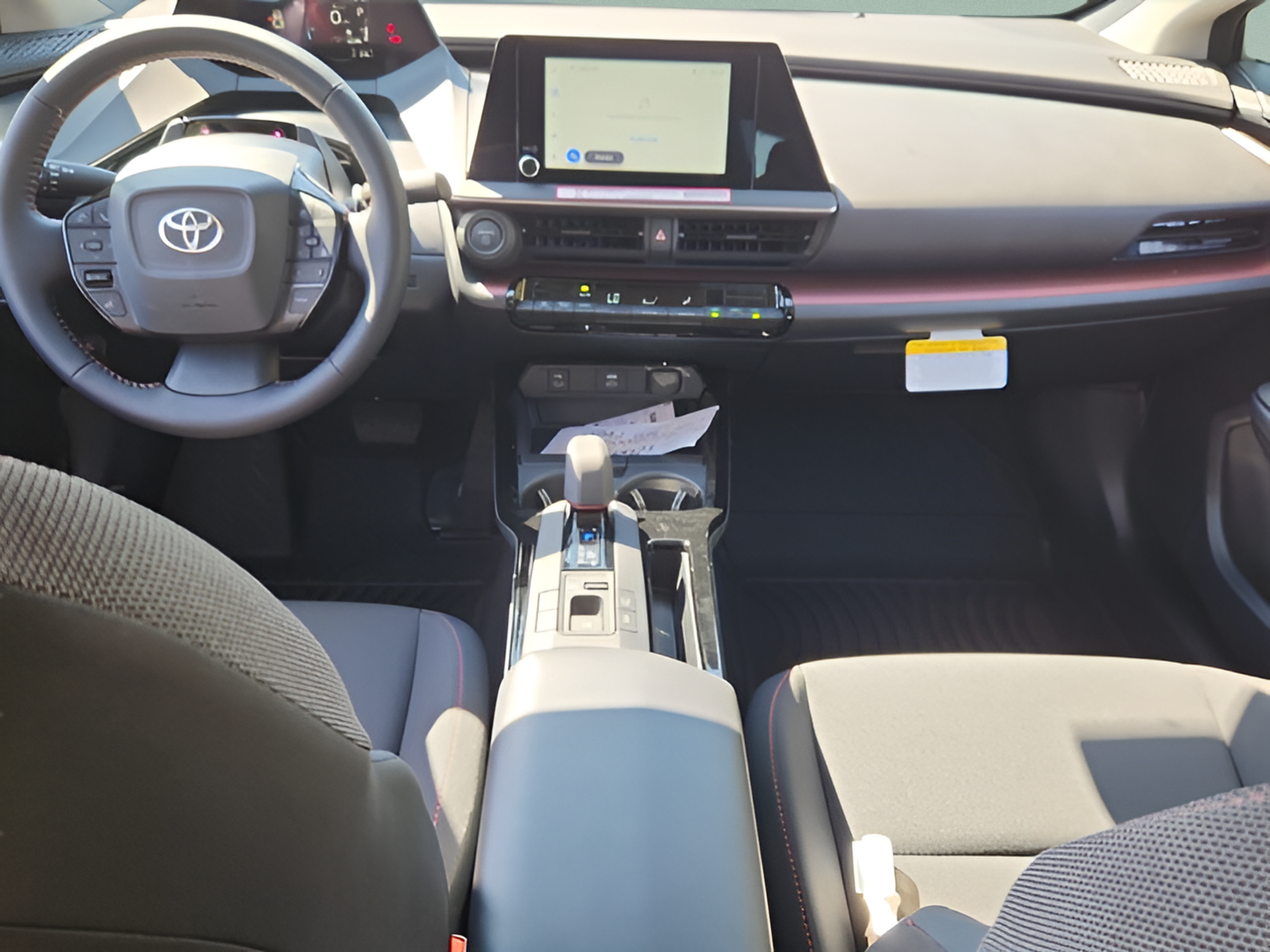 New 2026 Toyota Prius Plug-In Hybrid FWD image 10