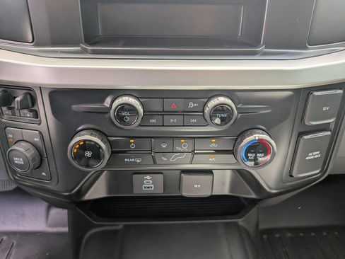 Certified 2025 Ford F350 XL w/ XL Chrome Package AWD/4WD image 25