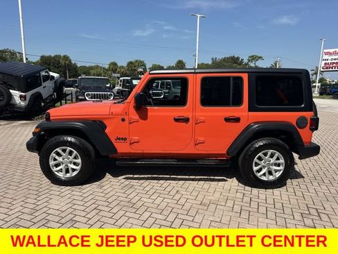 Used 2023 Jeep Wrangler Unlimited Sport AWD/4WD image 8
