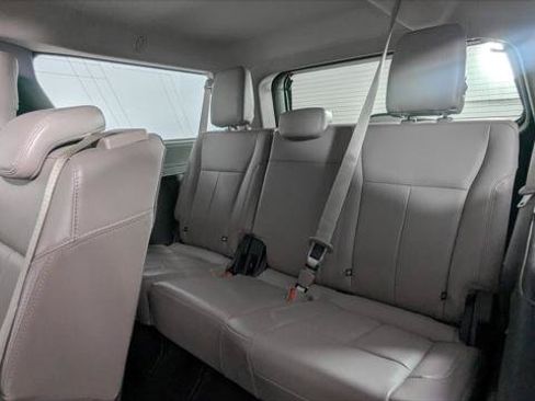 Used 2018 Ford Expedition Max XLT w/ Equipment Group 202A RWD image 18