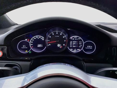 Certified 2023 Porsche Cayenne S AWD/4WD image 17