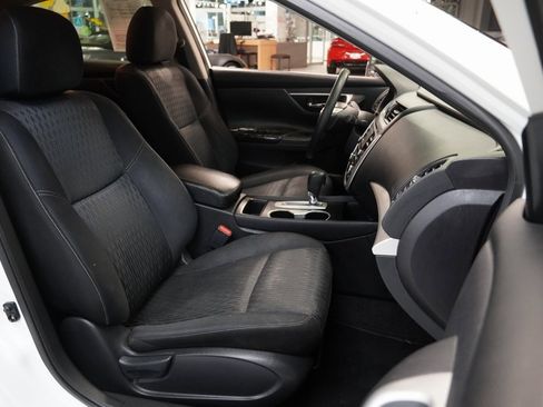 Used 2016 Nissan Altima 2.5 S w/ Power Driver Seat Package image 31