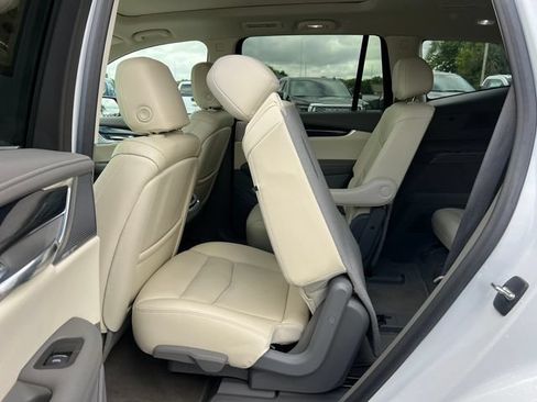 Used 2023 Cadillac XT6 Premium Luxury AWD/4WD image 38