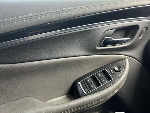 Used 2019 Chevrolet Impala LT image 28