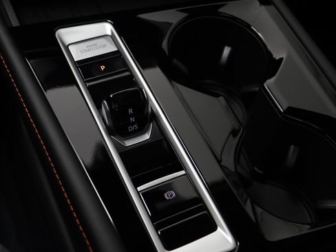 New 2026 Volkswagen Atlas Peak Edition image 10