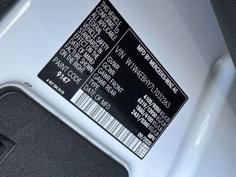 Used 2020 Mercedes-Benz Sprinter 2500 image 32