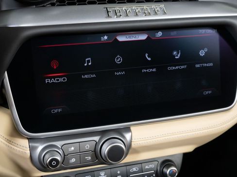 Used 2022 Ferrari Portofino M RWD image 38