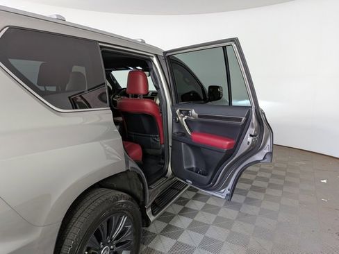 Used 2020 Lexus GX 460 Luxury image 38