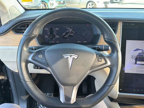Used 2018 Tesla Model X 100D AWD/4WD image 15