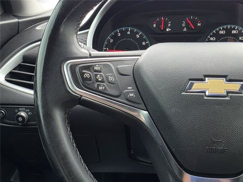 Used 2024 Chevrolet Malibu RS FWD image 13