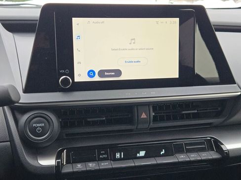 Used 2024 Toyota Prius LE image 27