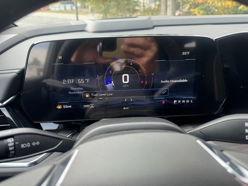 New 2026 Chevrolet Suburban Premier w/ Sun And Tow Package image 23