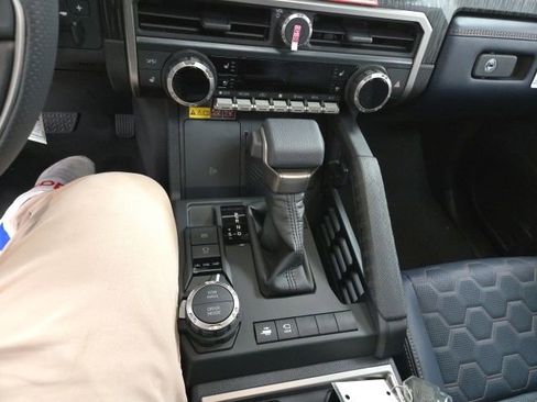 New 2026 Toyota 4Runner 4WD image 28