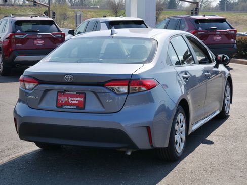 Used 2023 Toyota Corolla LE image 6