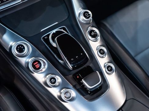 Used 2019 Mercedes-Benz AMG GT Roadster image 33
