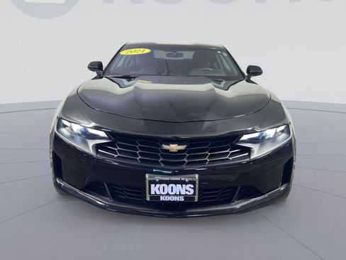 Used 2021 Chevrolet Camaro LT RWD image 4