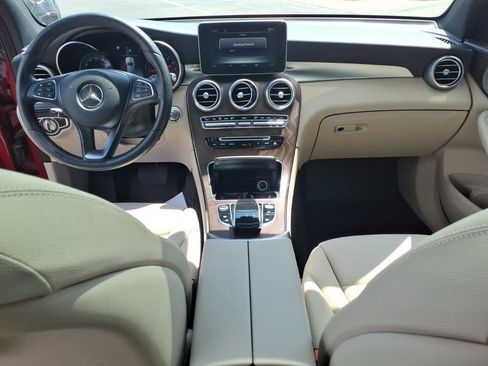 Certified 2018 Mercedes-Benz GLC 300 4MATIC image 30