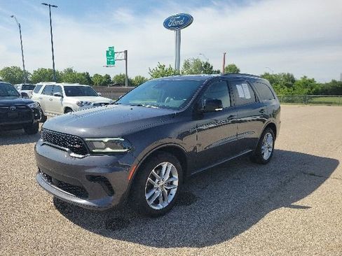 Used 2024 Dodge Durango GT RWD image 18