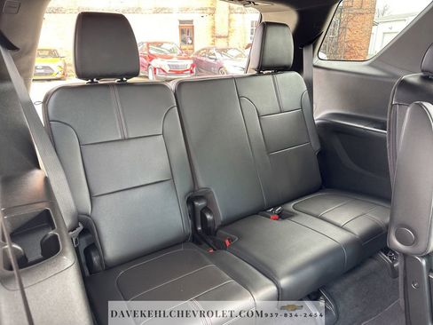 Used 2023 Chevrolet Traverse RS image 22