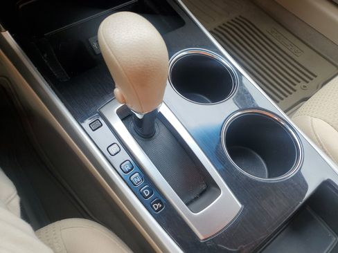 Used 2014 Nissan Altima 2.5 SV w/ Convenience Package image 24