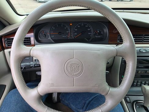 Used 2000 Cadillac Eldorado ESC w/ Comfort/Convenience Pkg image 12