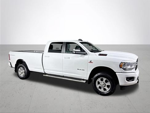 Used 2022 RAM 3500 Big Horn w/ Level A Equipment Group AWD/4WD image 4