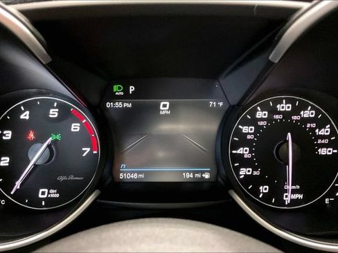 Used 2022 Alfa Romeo Giulia Veloce AWD/4WD image 21