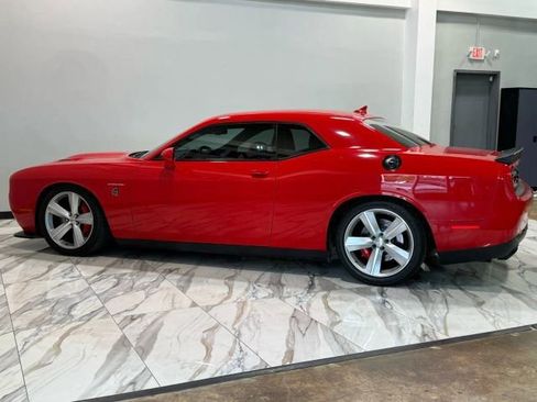 Used 2015 Dodge Challenger SRT Hellcat image 10