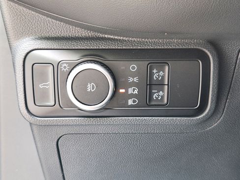 Used 2025 Ford Explorer ST-Line w/ ST-Line Street Pack AWD/4WD image 27