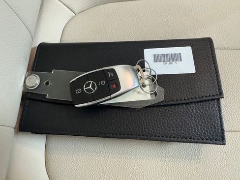 Used 2025 Mercedes-Benz CLA 250 image 26