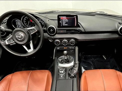 Used 2023 MAZDA MX-5 Miata Grand Touring image 18