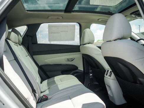 New 2026 Hyundai Tucson Limited AWD/4WD image 13