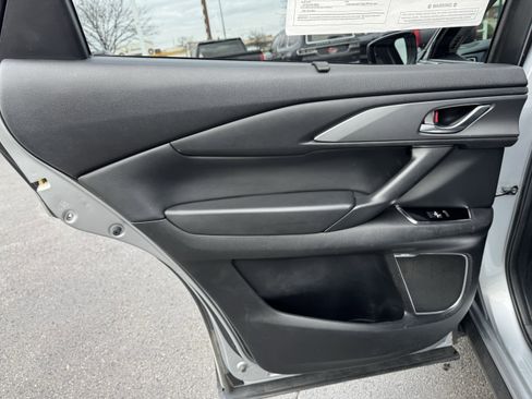 Used 2019 MAZDA CX-9 Touring w/ Touring Premium Package image 32