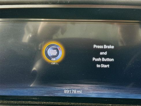 Used 2022 Jeep Grand Wagoneer Series III AWD/4WD image 6