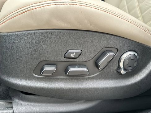 Used 2026 Genesis GV70 3.5T Sport Prestige image 15