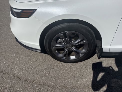 Certified 2023 Honda Accord EX image 10