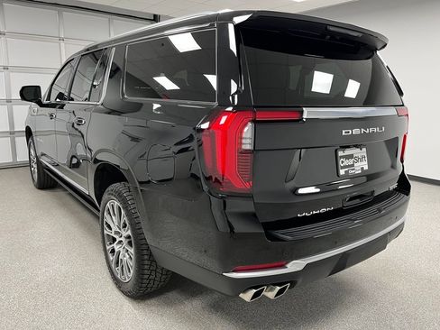 Used 2026 GMC Yukon XL Denali w/ Sun & Power Step Package AWD/4WD image 8