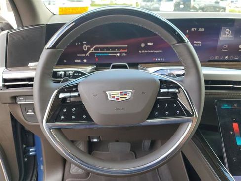 Certified 2025 Cadillac Escalade Premium Luxury image 45