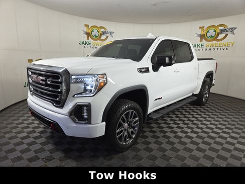 Used 2020 GMC Sierra 1500 AT4 w/ AT4 Premium Package AWD/4WD image 4