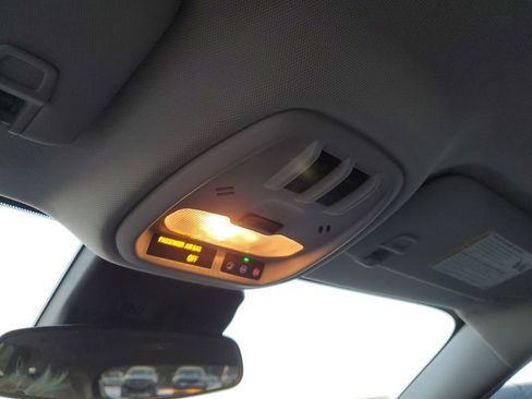 Used 2024 Chevrolet Trax ACTIV w/ Sunroof Package image 27